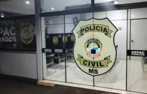 Policial